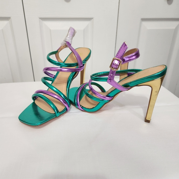 New York & Company Metallic Green and Purple Heels - Picture 2 of 6